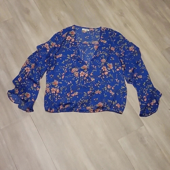 🛍Max Studio Blue Floral‎ Surplice Blouse Flutter Long Sleeves Womens Size XL - Picture 1 of 8